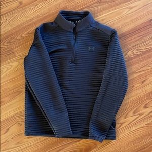 Under Armour pull over sweatshirt men’s small